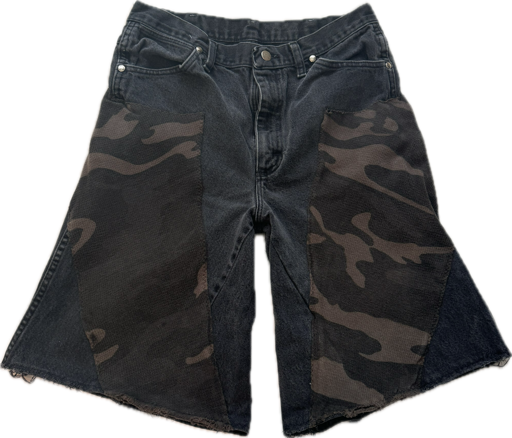 CAMO SHORTS
