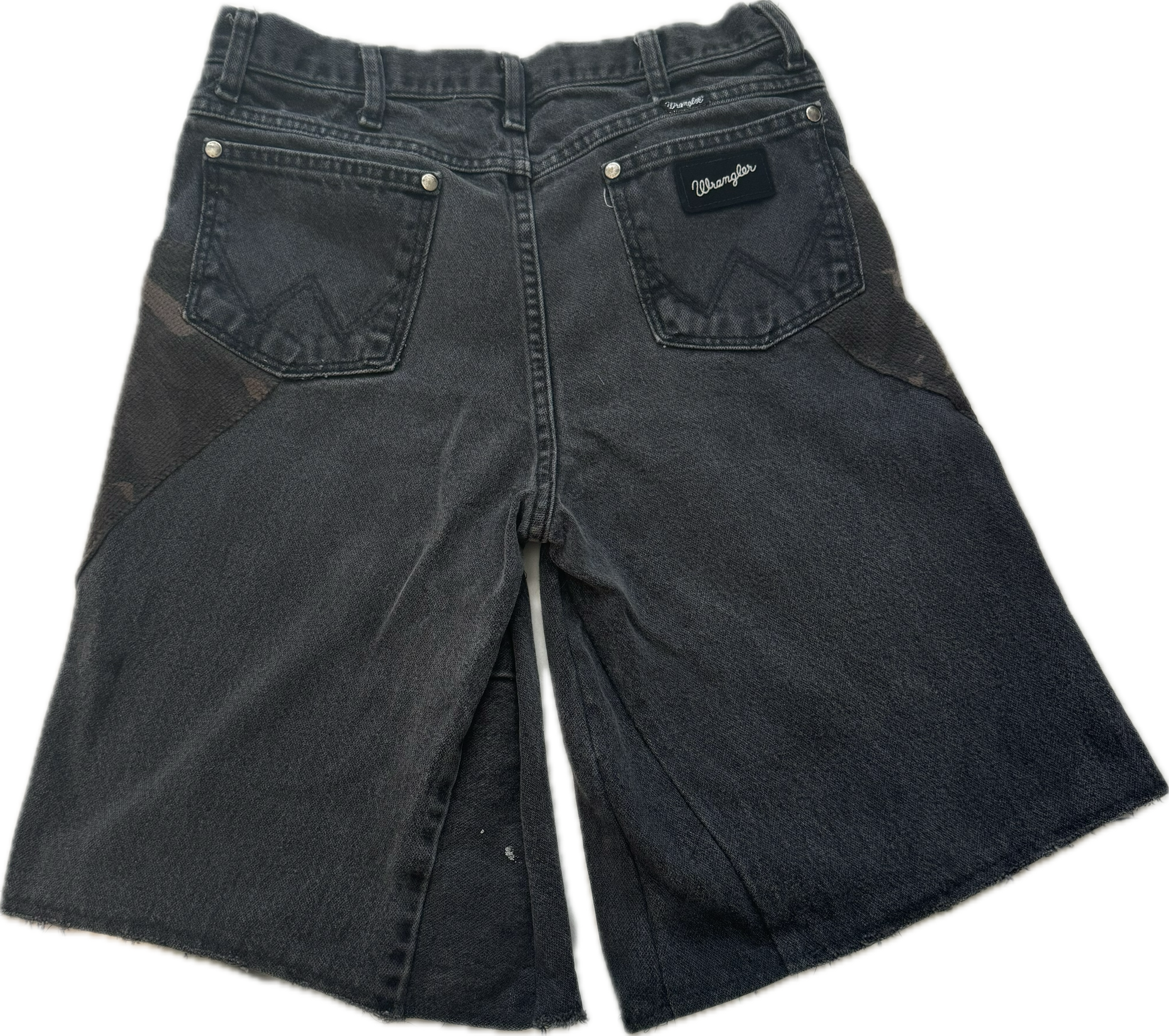 CAMO SHORTS